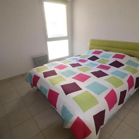 2p A Avec Terrasse Et Garage - Fr-1-472-117