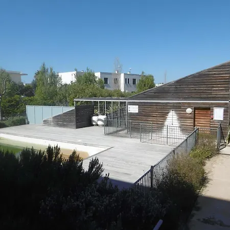 2p A Avec Terrasse Et Garage - Fr-1-472-117